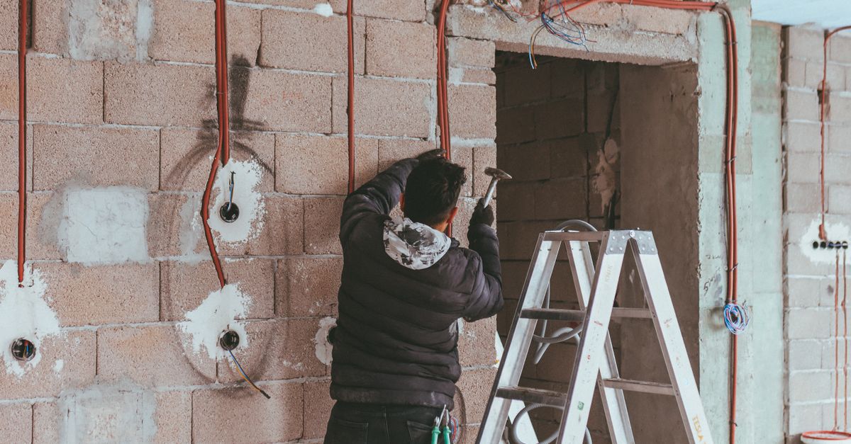 The Impact of Trade Qualifications on Job Opportunities in Adelaide